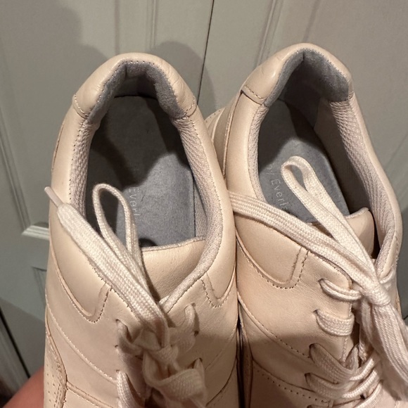 EUC Everlane the trainer - light pink colour - Picture 3 of 6